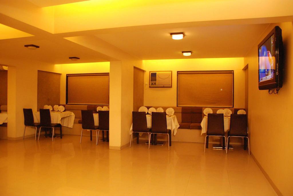Hotel Tanish Residency Navi Mumbai Kültér fotó